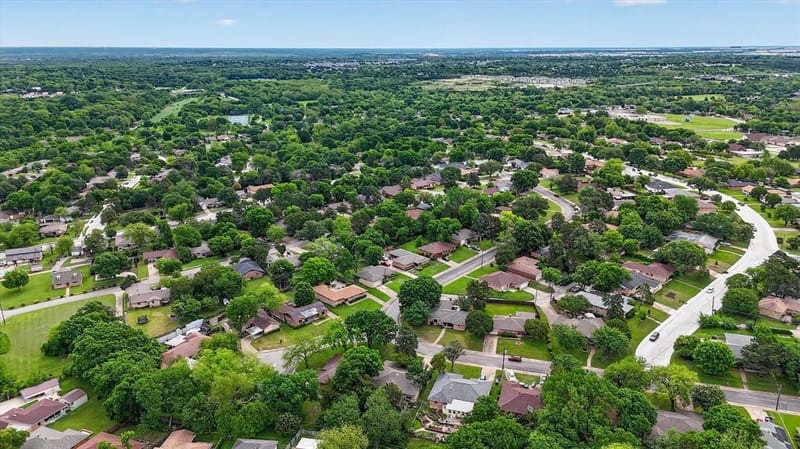 1245 Whispering Court, Dallas TX 75241 - Photo 30