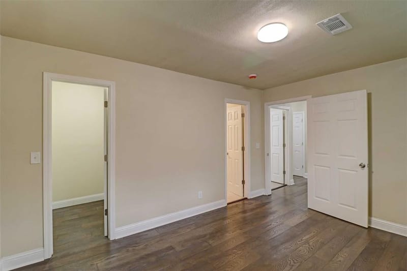 1245 Whispering Court, Dallas TX 75241 - Photo 14