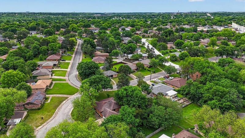 1245 Whispering Court, Dallas TX 75241 - Photo 37