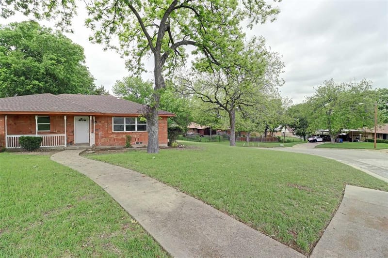 1245 Whispering Court, Dallas TX 75241 - Photo 4