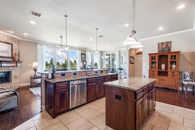 902 Saint Matthew Circle, Royse City TX 75189 - Photo 8