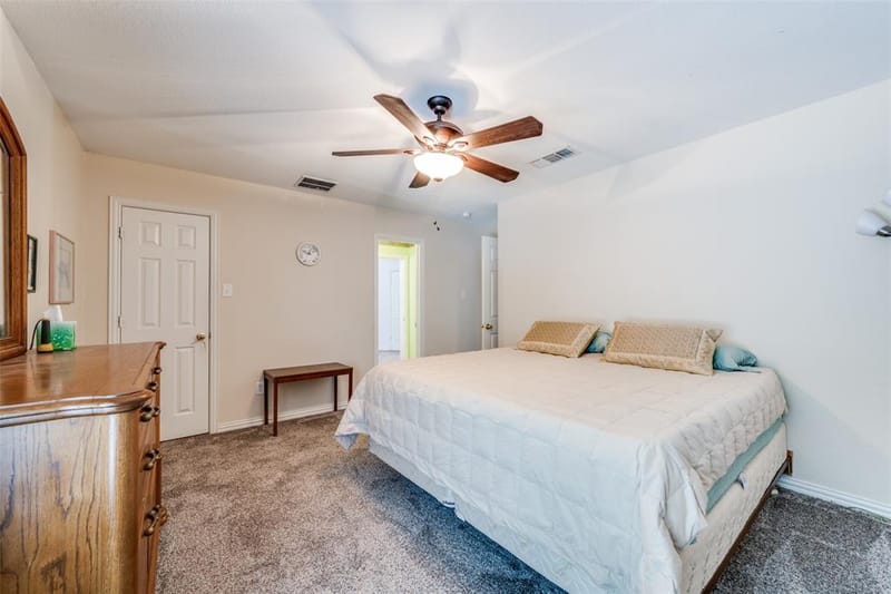 8421 Parkdale Drive, North Richland Hills TX 76182 - Photo 15