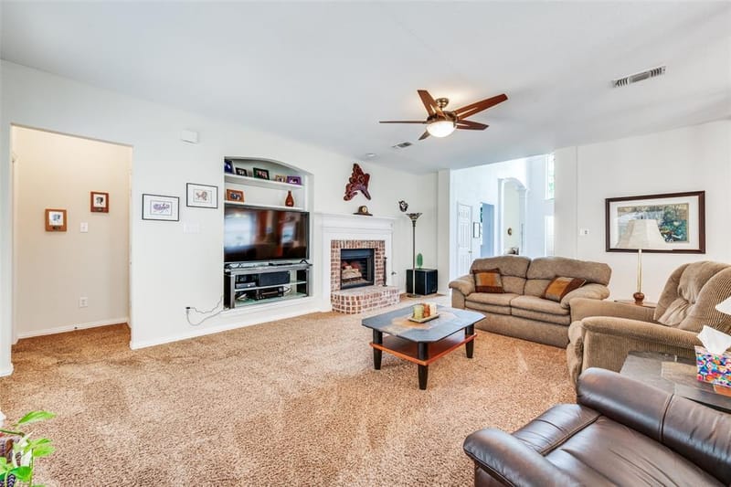 8421 Parkdale Drive, North Richland Hills TX 76182 - Photo 11