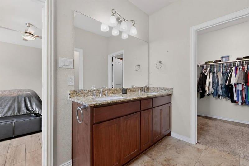 73 River Oaks Boulevard, Waxahachie TX 75165 - Photo 13