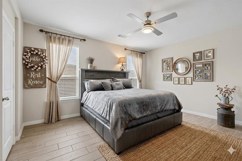 73 River Oaks Boulevard, Waxahachie TX 75165 - Photo 11