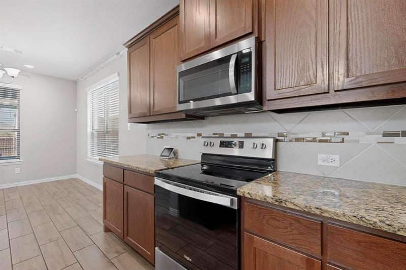 73 River Oaks Boulevard, Waxahachie TX 75165 - Photo 25
