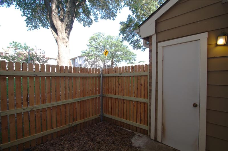 2121 Park Willow Lane # C, Arlington TX 76011 - Photo 12