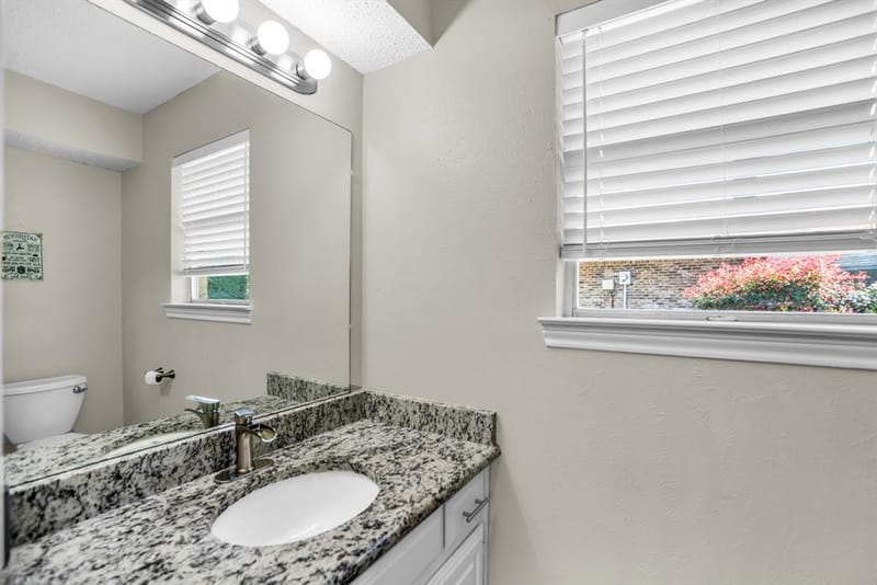 5902 Fawn Valley Lane, Rowlett TX 75089 - Photo 14