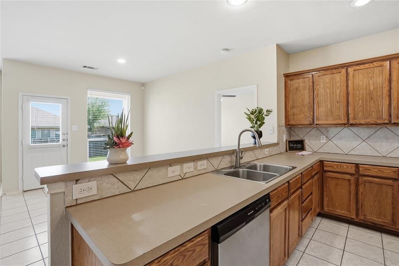 6361 Redeagle Creek Drive, Fort Worth TX 76179 - Photo 17
