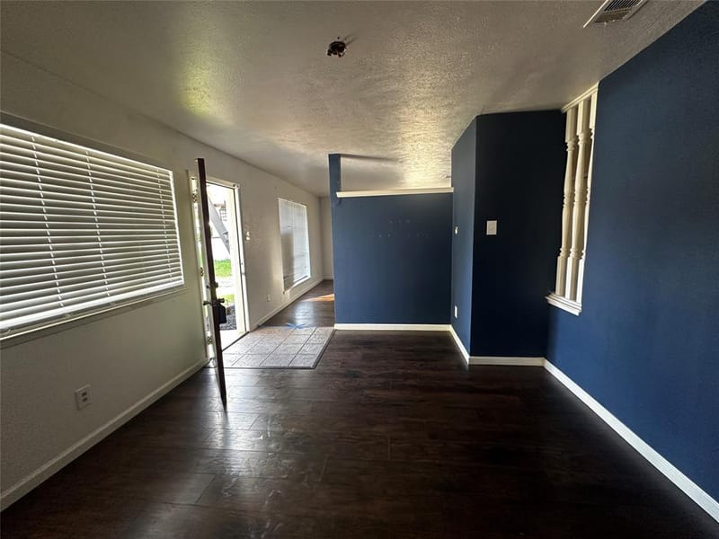 4111 Mehalia Drive, Dallas TX 75241 - Photo 3