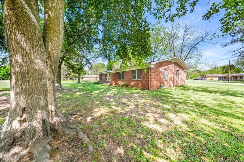 801 N Winnsboro Street, Quitman TX 75783 - Photo 31