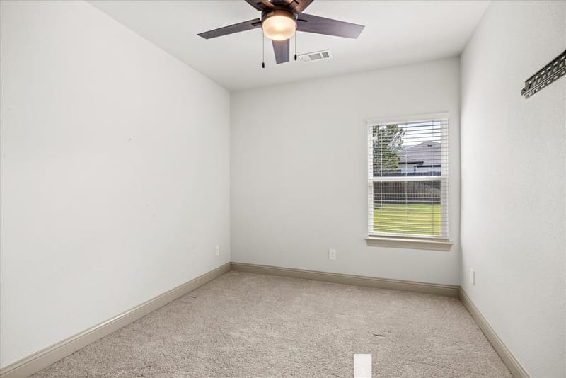 5707 Stonegate Circle, Granbury TX 76048 - Photo 14