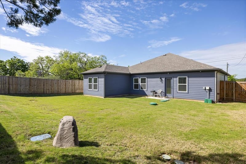 5707 Stonegate Circle, Granbury TX 76048 - Photo 21