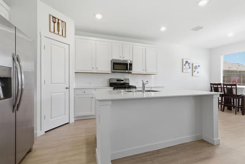 339 Texas Trail, Justin TX 76247 - Photo 7