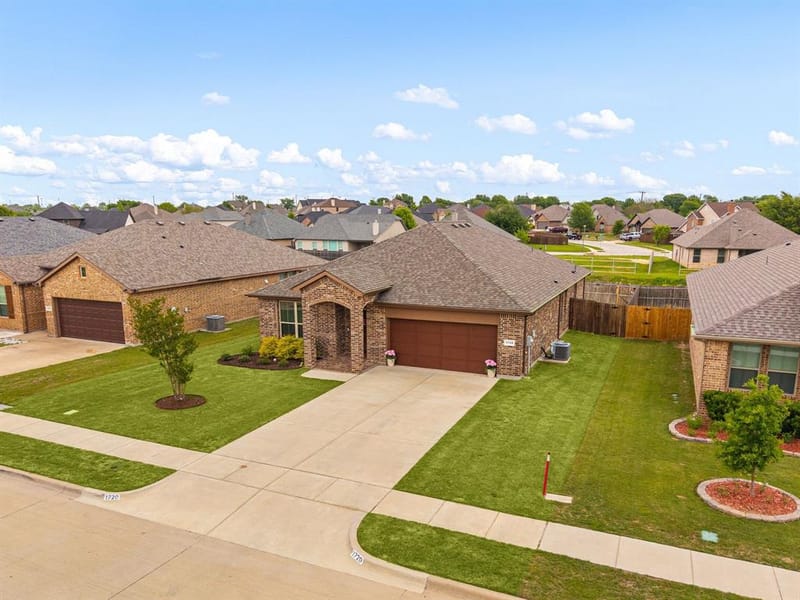 1720 Cross Creek Lane, Cleburne TX 76033 - Photo 34