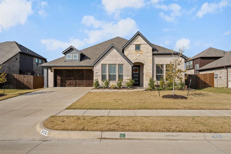 213 Perennial Way, Waxahachie TX 75165 - Photo 2