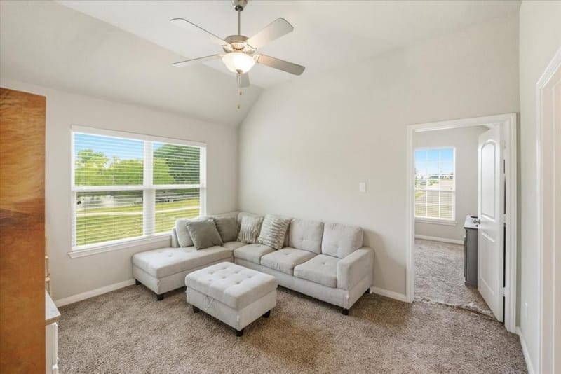 10701 Kestrel Court, Waco TX 76708 - Photo 11