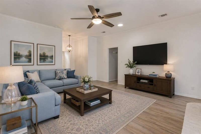 6921 Weatherwood Road, Fort Worth TX 76133 - Photo 2