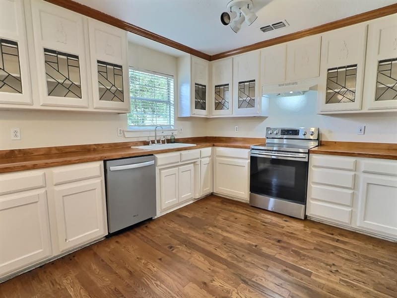 1308 Willis Street, Brownwood TX 76801 - Photo 6