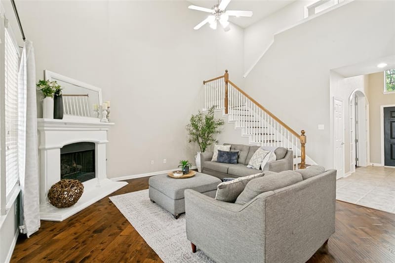 1121 Victory Bells Drive, Fort Worth TX 76052 - Photo 10