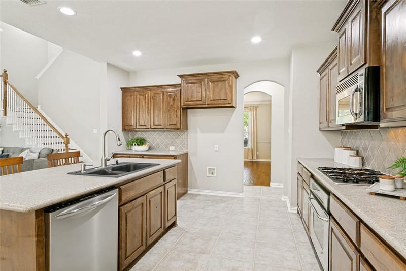 1121 Victory Bells Drive, Fort Worth TX 76052 - Photo 14