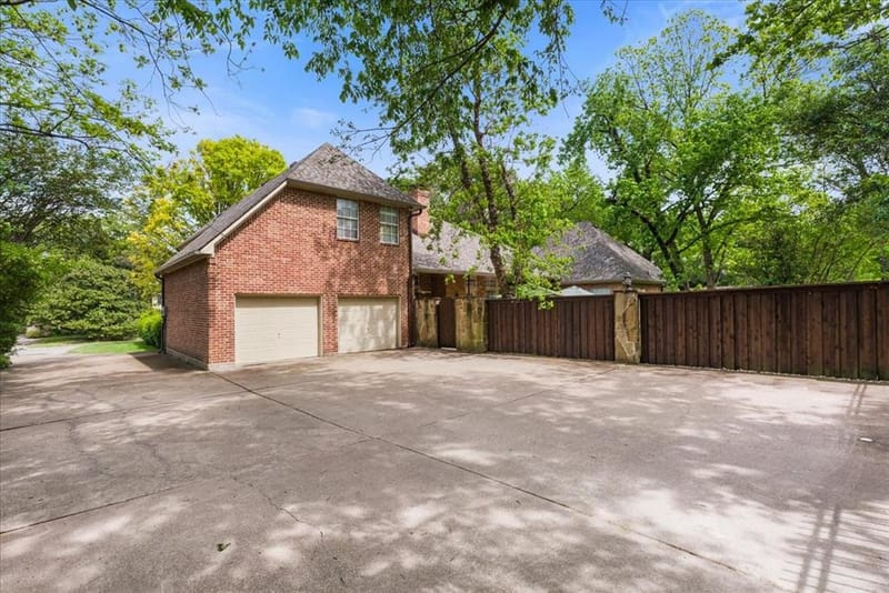 602 Mills Place, Corsicana TX 75110 - Photo 40