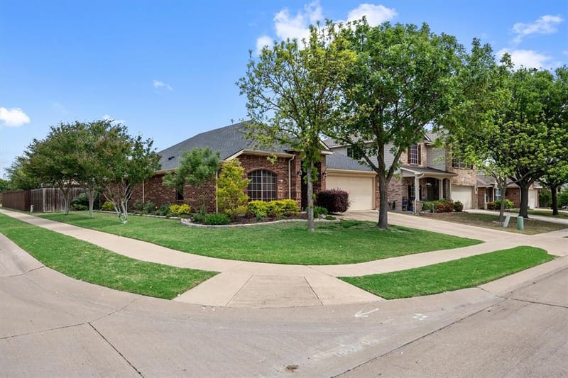 201 Rawhide Street, Waxahachie TX 75165 - Photo 3
