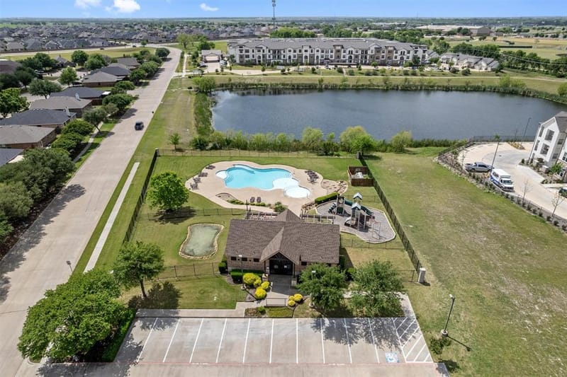 201 Rawhide Street, Waxahachie TX 75165 - Photo 38