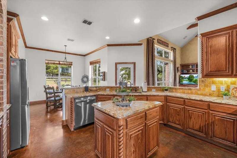 1145 Veal Station Road, Weatherford TX 76085 - Photo 14