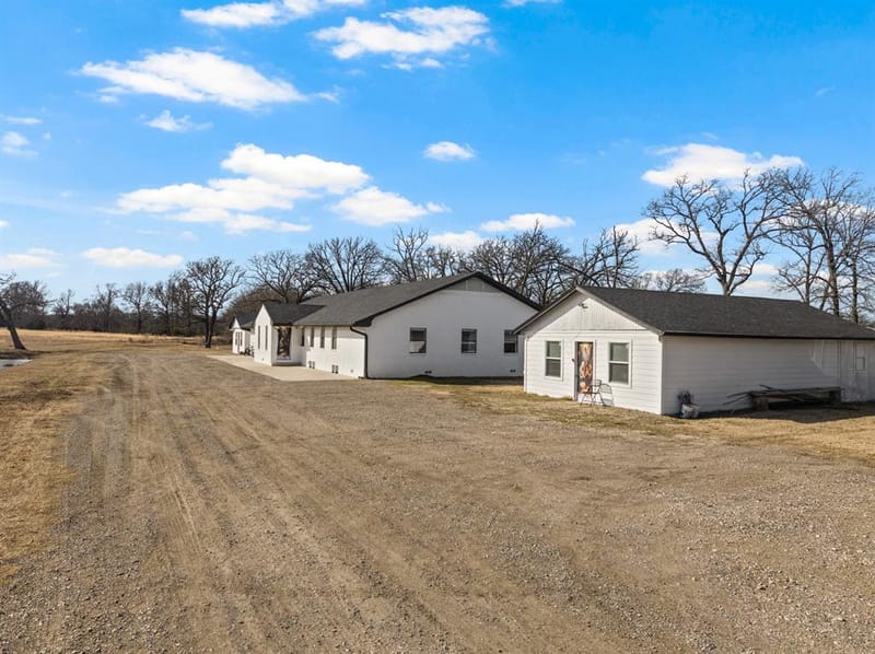 236 County Road 2391, Pickton TX 75471 - Photo 3