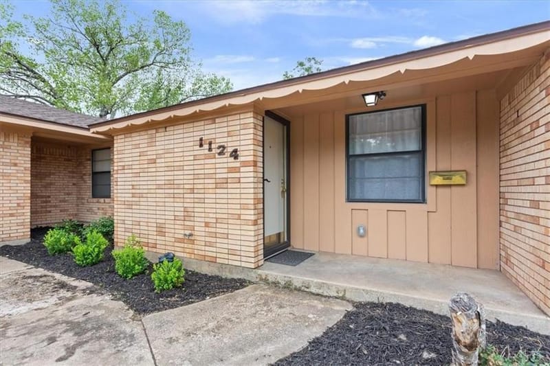 1124 Pembrook Drive, Waco TX 76710 - Photo 3