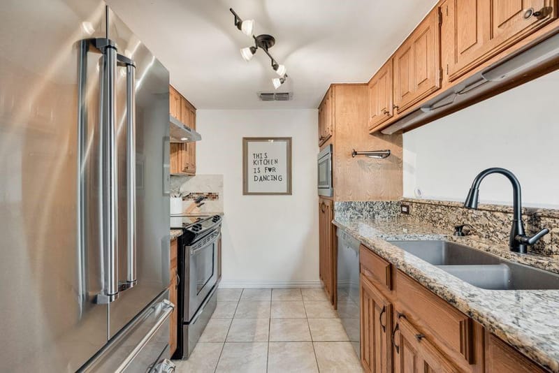 6396 Abrams Court, Dallas TX 75231 - Photo 8