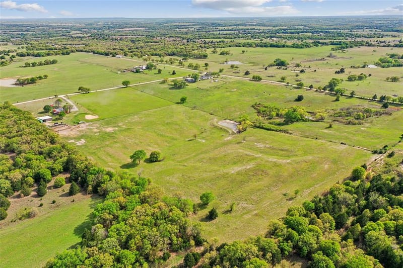 1406 N Johnson Loop, Montague TX 76251 - Photo 35
