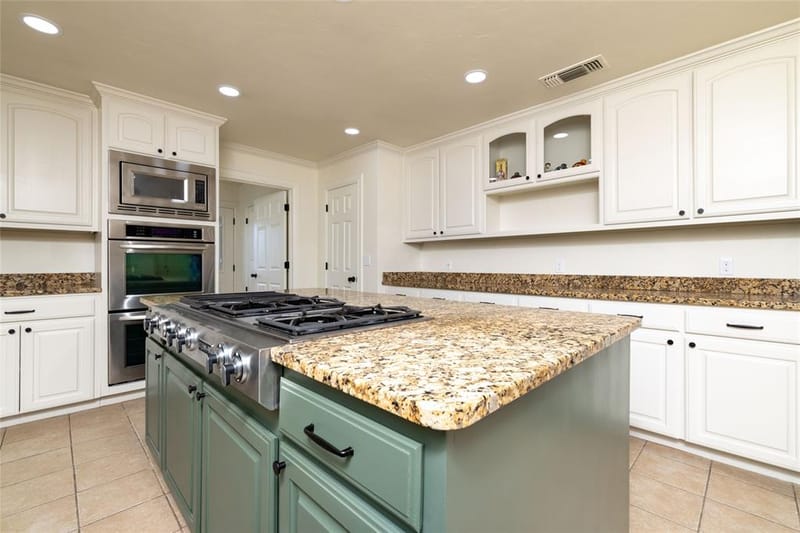 6634 Tim Donald Road, Justin TX 76247 - Photo 22