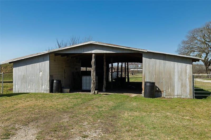 6634 Tim Donald Road, Justin TX 76247 - Photo 36