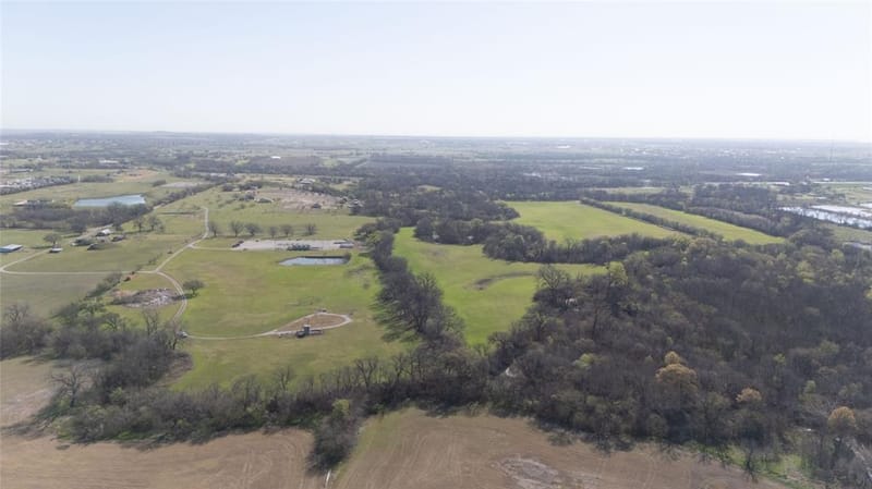 6634 Tim Donald Road, Justin TX 76247 - Photo 40