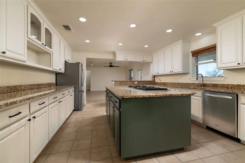 6634 Tim Donald Road, Justin TX 76247 - Photo 21