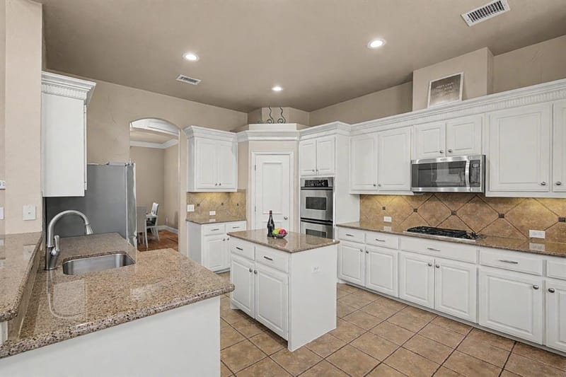 15606 Fox Meadow Lane, Frisco TX 75035 - Photo 9
