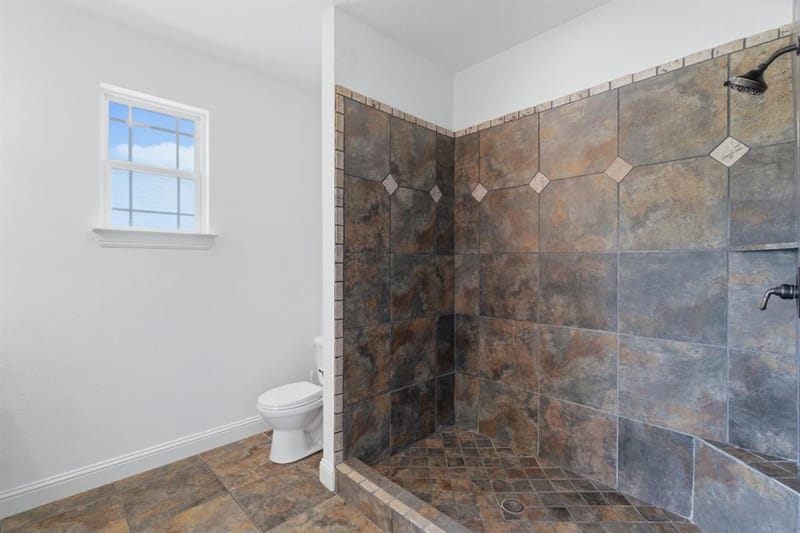 250 Newfield Lane, Springtown TX 76082 - Photo 28