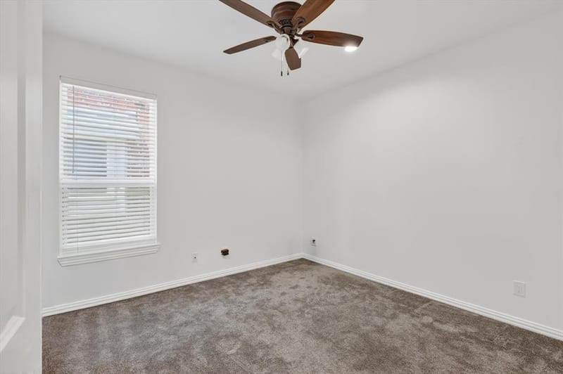 3304 Landhope Circle, Arlington TX 76016 - Photo 32