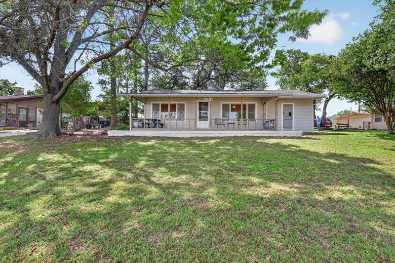 11740 East Court, Azle TX 76020 - Photo 6
