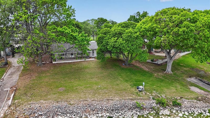 11740 East Court, Azle TX 76020 - Photo 24