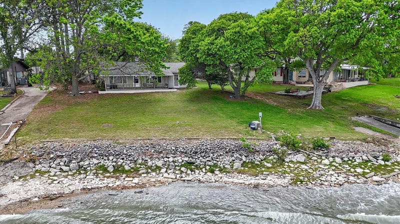 11740 East Court, Azle TX 76020 - Photo 25