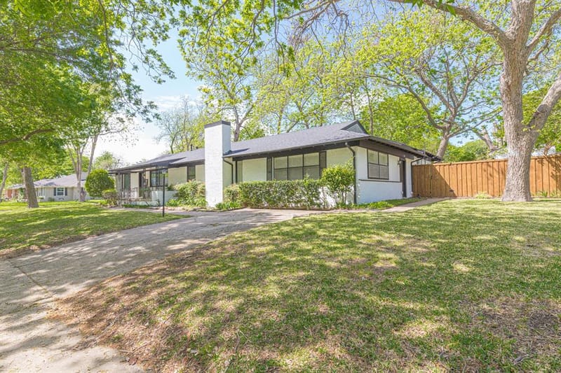2709 Fairfax Drive, Garland TX 75041 - Photo 2