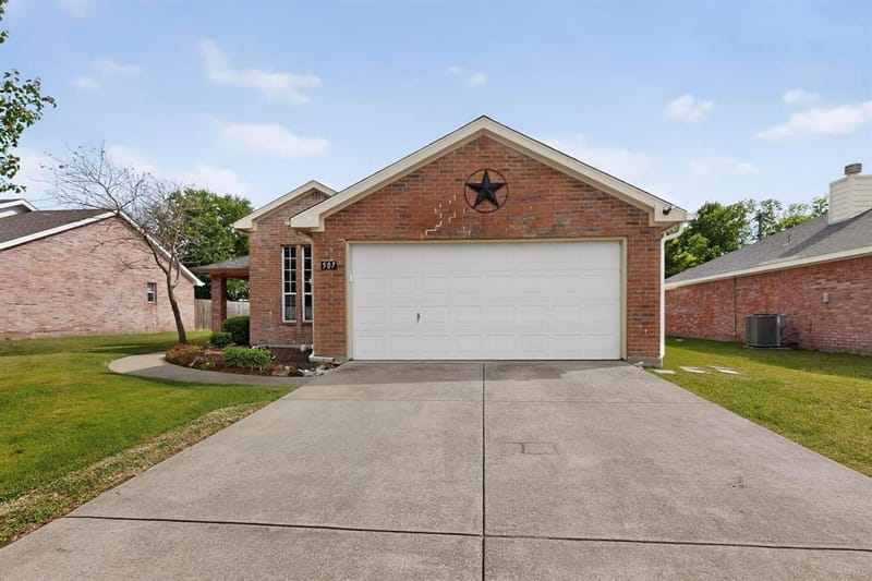 507 Oxford Loop, Princeton TX 75407 - Photo 3