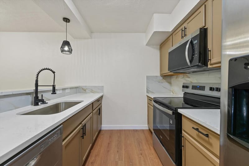 7510 Holly Hill Drive # 152, Dallas TX 75231 - Photo 4