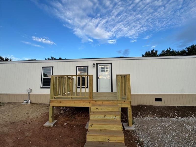 2225 WOODVIEW Trail, Granbury TX 76048 - Photo 6