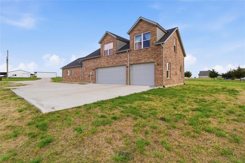 4299 County Road 1098, Celeste TX 75423 - Photo 39