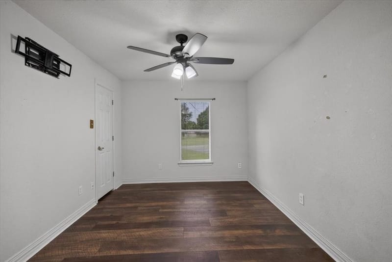 6130 Peninsula Circle, Athens TX 75752 - Photo 12