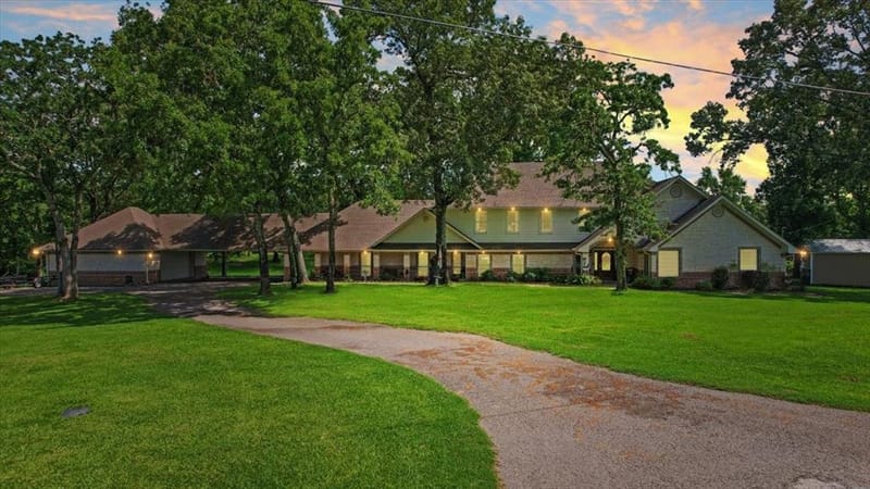 6130 Peninsula Circle, Athens TX 75752 - Photo 3